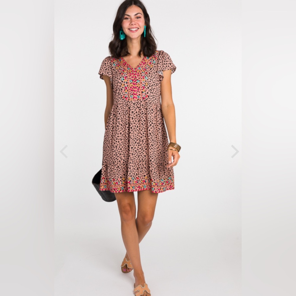 Savannah Jane Leopard Size S, embroidered dresses